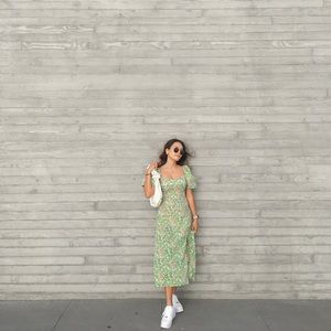 SHEIN Puff Sleeve Split Thigh Floral Print Dress